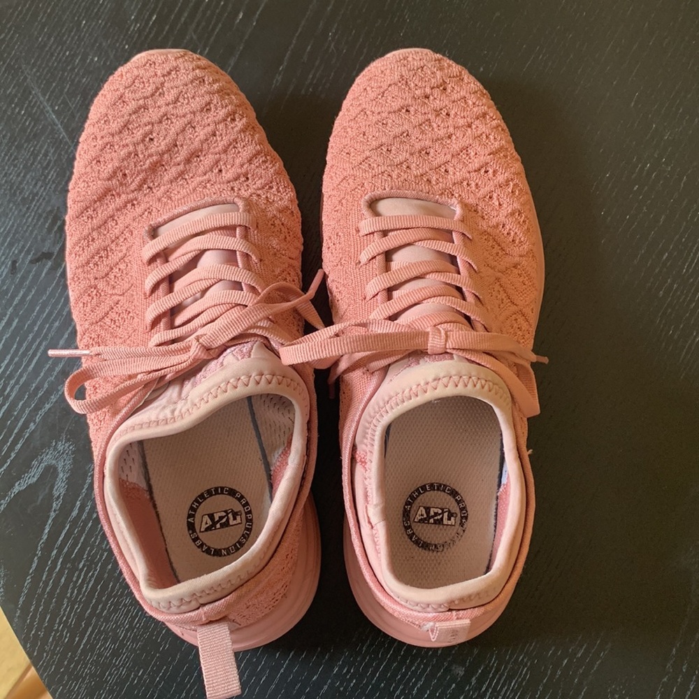 Dusty pink APL shoes - Picture 7 of 9
